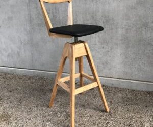 The Australian bar stool that set the gold standard for timeless furniture design